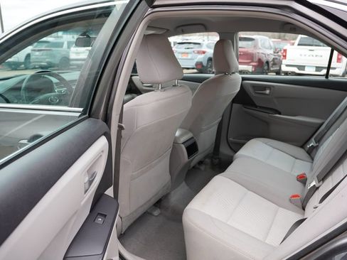 Used 2016 Toyota Camry LE image 16