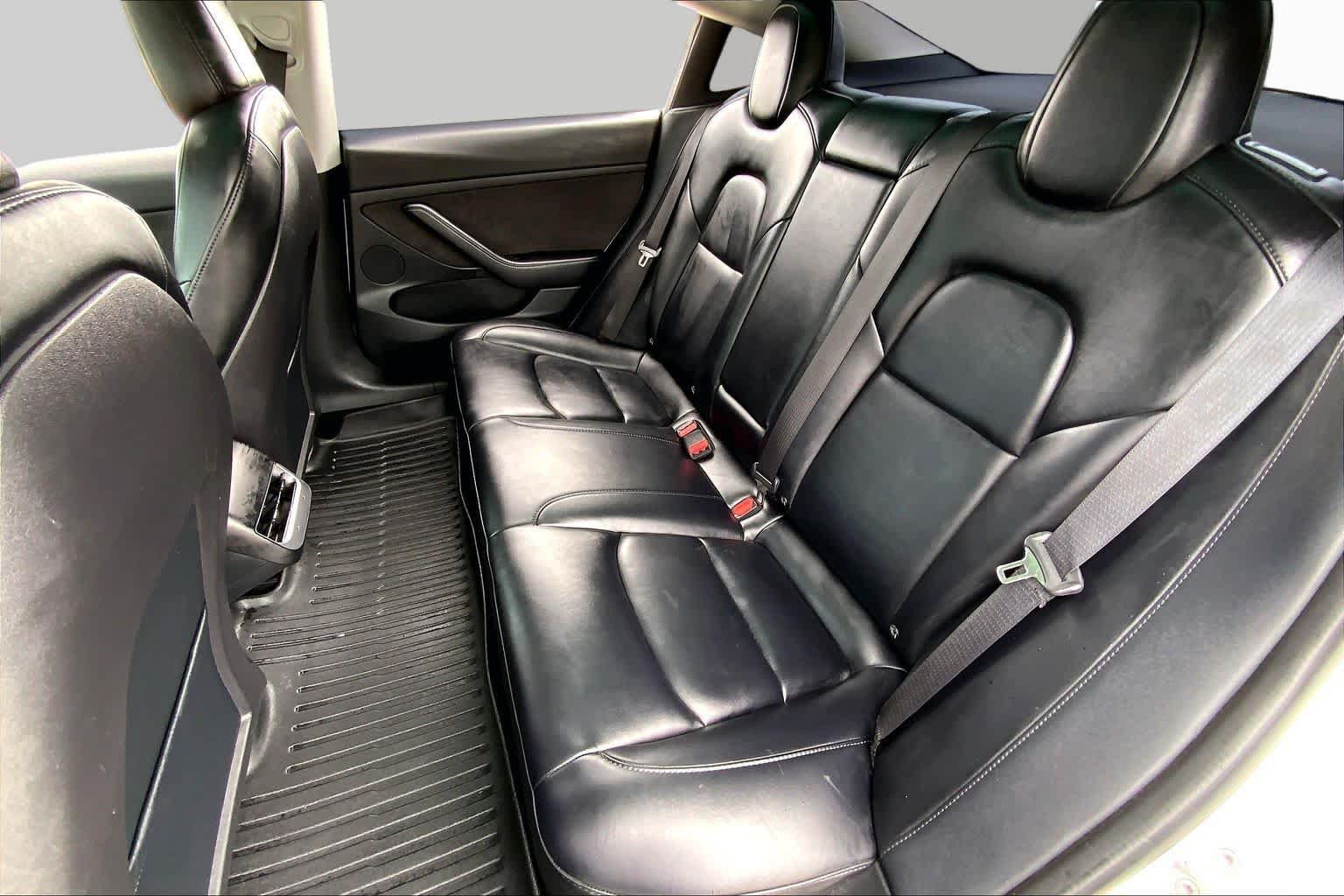 Used 2023 Tesla Model 3 Standard Range RWD image 19