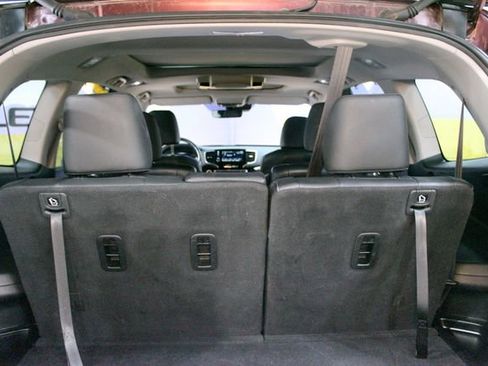 Used 2021 Honda Pilot Touring image 18