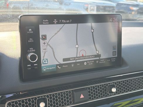 Used 2022 Honda Civic Touring image 6