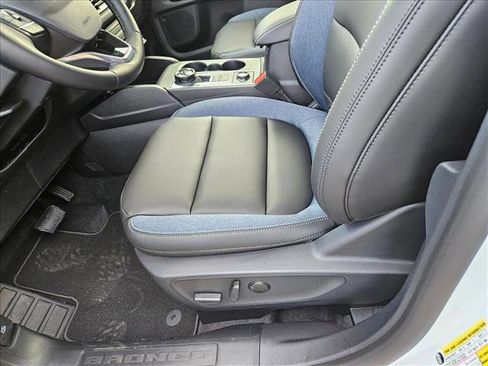 New 2025 Ford Bronco Sport Outer Banks image 4