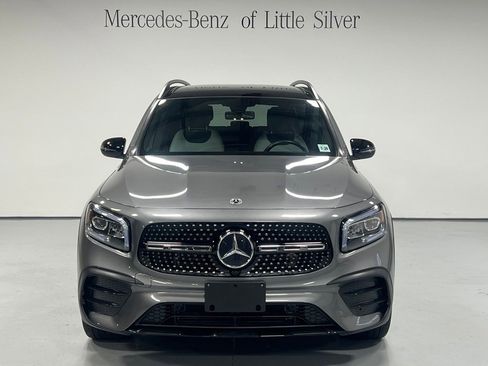 Used 2021 Mercedes-Benz GLB 250 4MATIC image 9