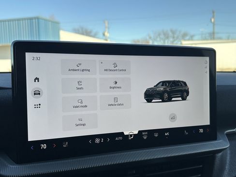 New 2026 Ford Explorer Platinum image 38