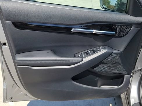 Used 2025 Kia Seltos EX AWD/4WD image 9