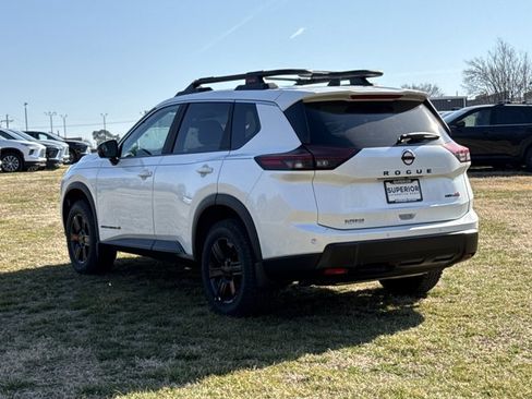 New 2026 Nissan Rogue SV image 10