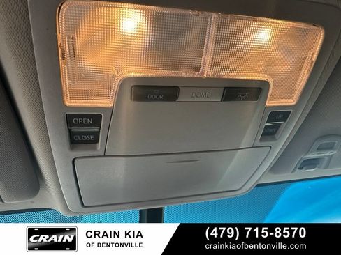 Used 2013 Toyota Avalon XLE Touring FWD image 25
