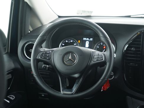 Used 2021 Mercedes-Benz Metris Passenger image 15