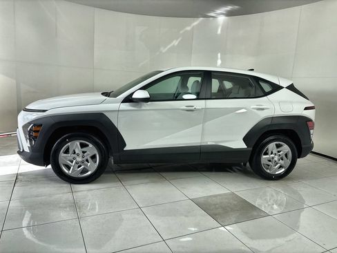 Used 2026 Hyundai Kona SE FWD image 5
