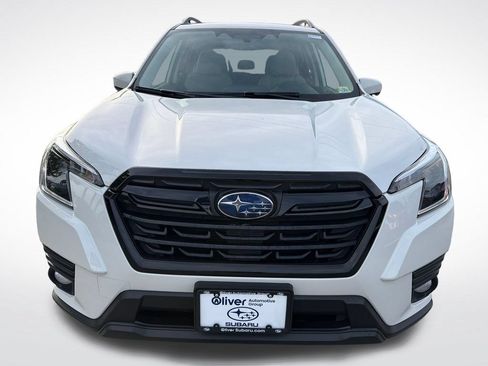 Certified 2023 Subaru Forester Premium AWD/4WD image 5