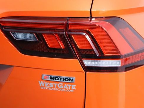 Used 2019 Volkswagen Tiguan SEL Premium image 43