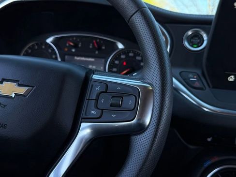 Used 2025 Chevrolet Blazer LT AWD/4WD image 7