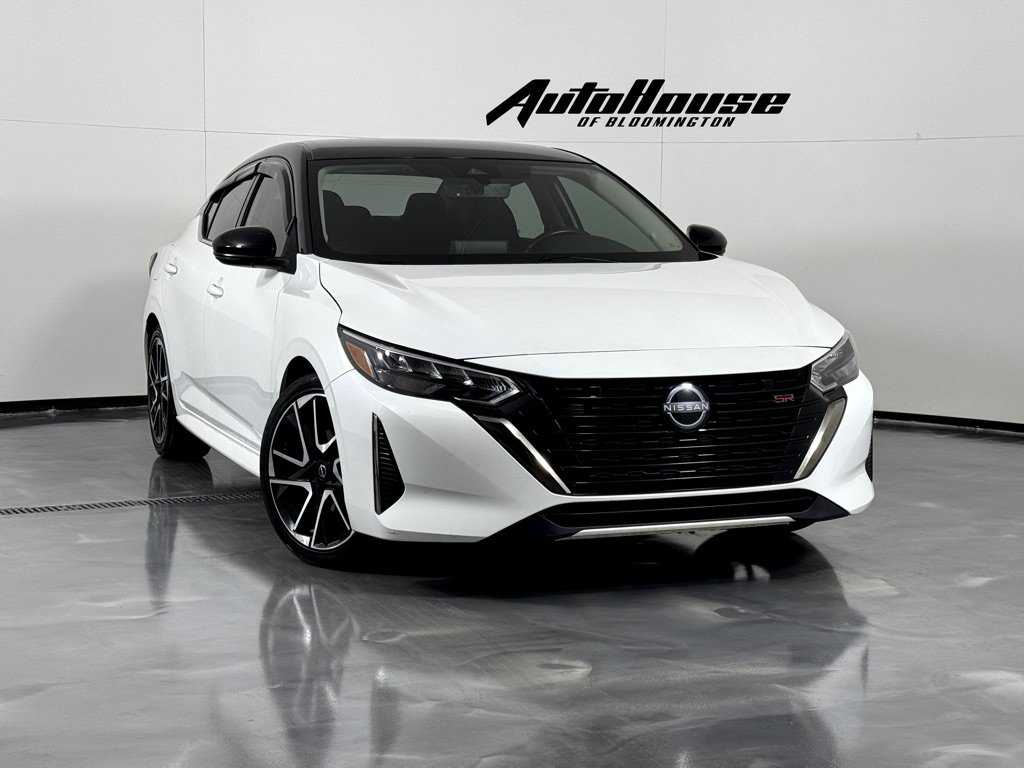Used 2024 Nissan Sentra SR w/ Trunk Package FWD image 1