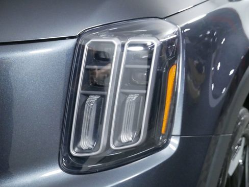 Used 2024 Kia Telluride EX AWD/4WD image 15