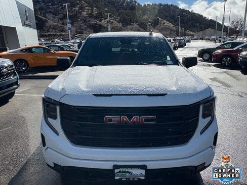 Used 2025 GMC Sierra 1500 Elevation image 12
