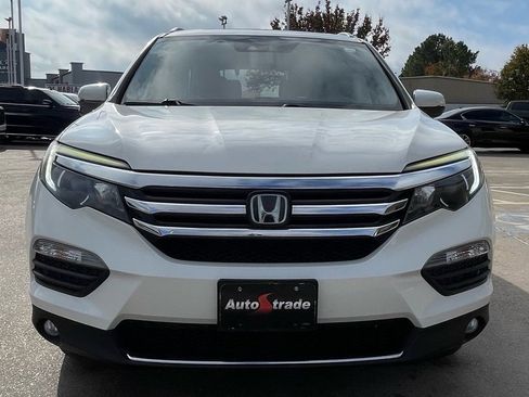 Used 2016 Honda Pilot Touring image 8
