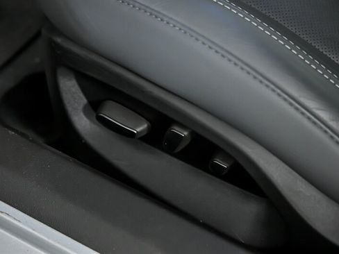 Used 2016 Chevrolet Corvette Z06 w/ 2LZ Preferred Equipment Group RWD image 26