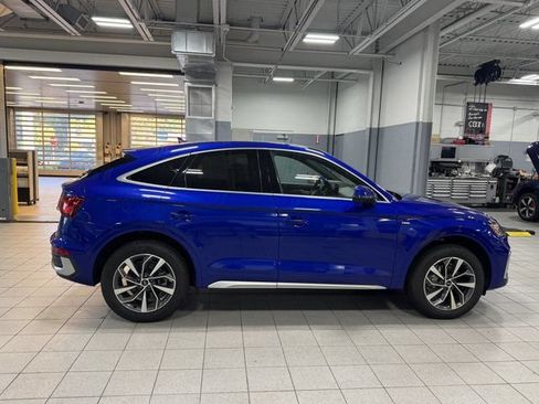 Certified 2023 Audi Q5 2.0T Premium w/ Convenience Package AWD/4WD image 4