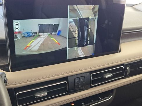 Used 2023 Lincoln Nautilus Reserve w/ Equipment Group 201A image 26