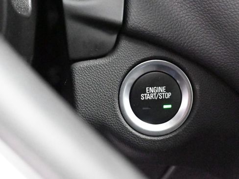 Used 2024 Chevrolet Equinox LT image 43