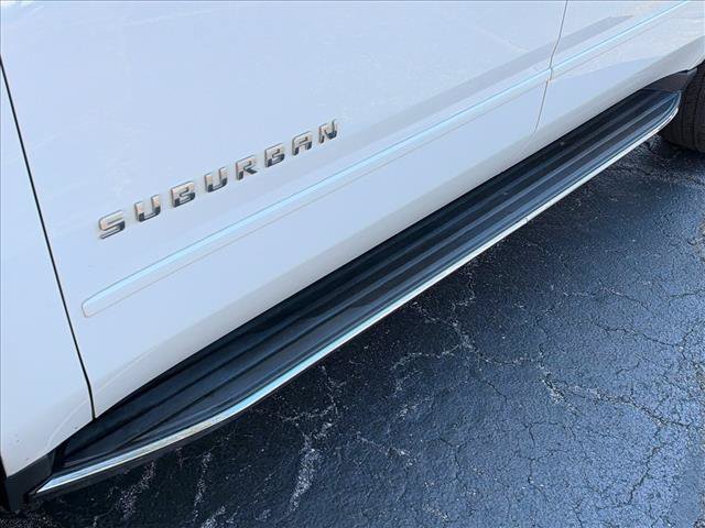 Used 2018 Chevrolet Suburban Premier AWD/4WD image 15