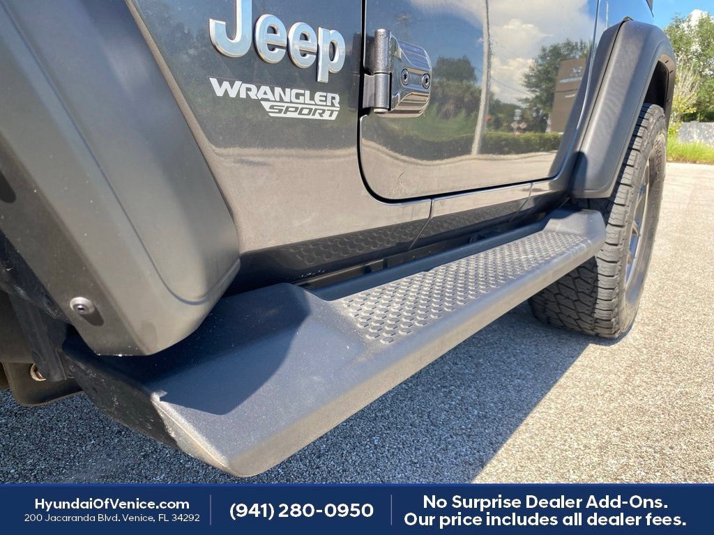 Used 2018 Jeep Wrangler Sport AWD/4WD image 29