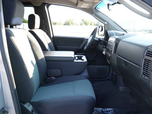 Used 2004 Nissan Titan XE w/ (PRF) Preferred Pkg AWD/4WD image 74