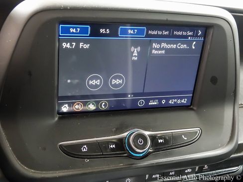 Used 2019 Chevrolet Camaro LS image 11