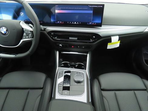 Used 2025 BMW 330i Sedan w/ Convenience Package image 14