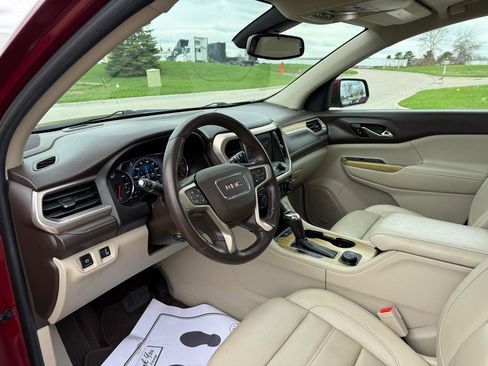 Used 2017 GMC Acadia Denali w/ Technology Package AWD/4WD image 14