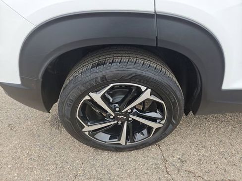 Used 2023 Chevrolet TrailBlazer RS w/ Convenience Package image 19
