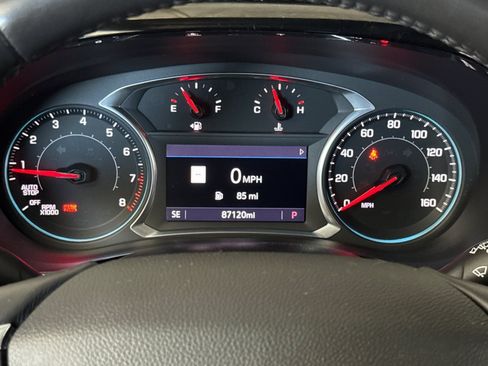 Used 2021 Chevrolet Traverse RS FWD image 23
