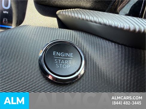 Used 2025 Ford Explorer ST-Line w/ ST-Line Street Pack image 21