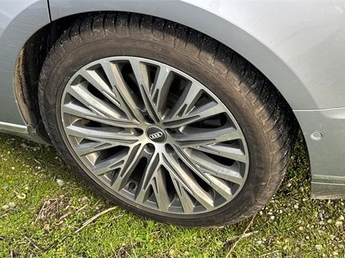 Used 2019 Audi A8 L 3.0T w/ Luxury Package image 8