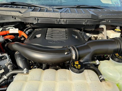 Used 2022 Ford F150 XLT w/ Equipment Group 302A High image 30