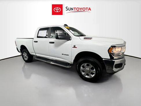 Used 2024 RAM 2500 Big Horn AWD/4WD image 1