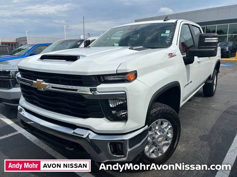 Used 2024 Chevrolet Silverado 2500 LT AWD/4WD image 1