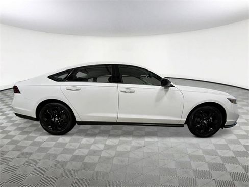 New 2025 Honda Accord SE image 7