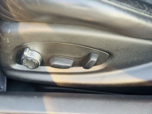 Used 2017 Cadillac ATS V w/ Luxury Package image 26