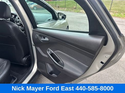 Used 2015 Ford Focus Titanium image 25