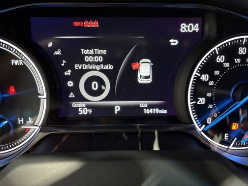 Certified 2024 Toyota Venza LE image 15