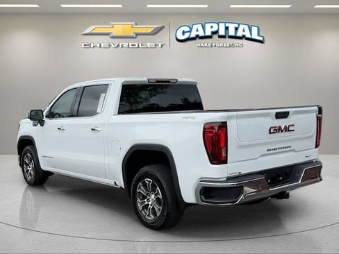 Used 2026 GMC Sierra 1500 SLT AWD/4WD image 3