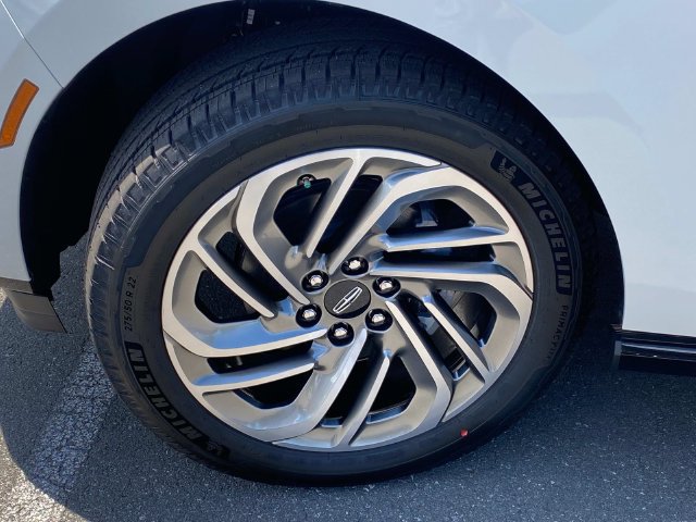 New 2027 Lincoln Navigator Reserve AWD/4WD image 5