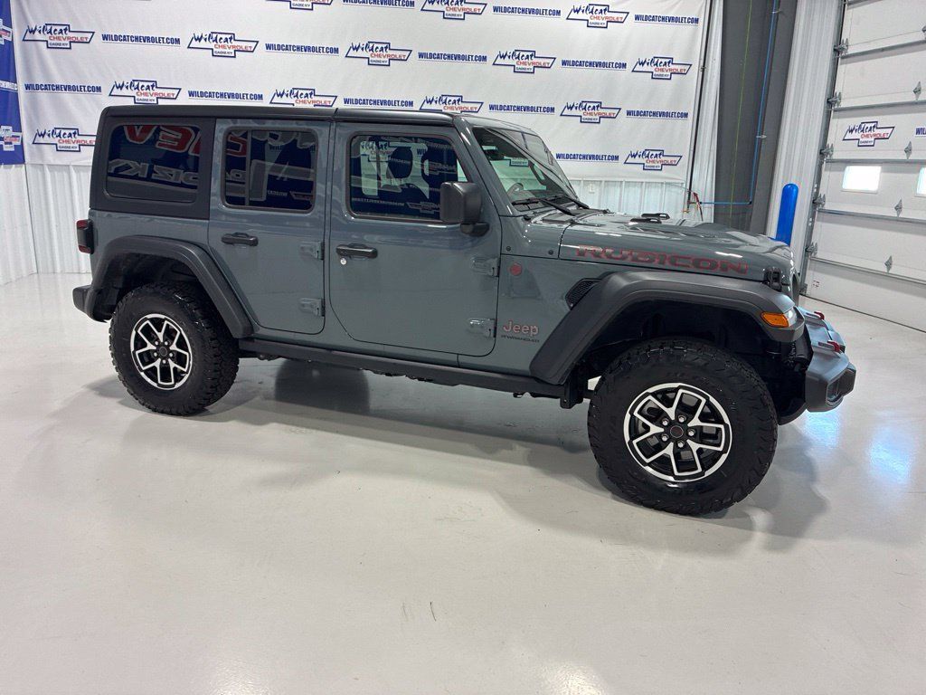 Used 2026 Jeep Wrangler Unlimited Rubicon AWD/4WD image 7