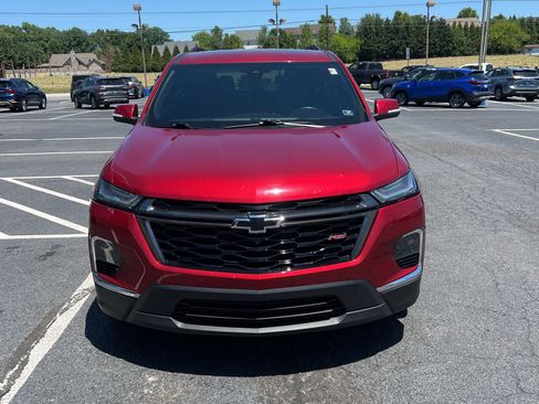 Used 2023 Chevrolet Traverse RS w/ LPO, Floor Liner Package AWD/4WD image 9