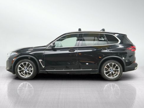 Used 2025 BMW X5 xDrive50e AWD/4WD image 2