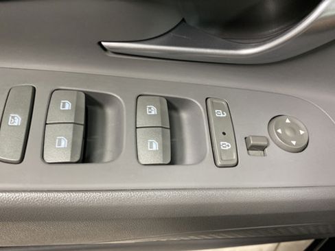 Used 2023 Hyundai Elantra SEL w/ Convenience Package FWD image 20