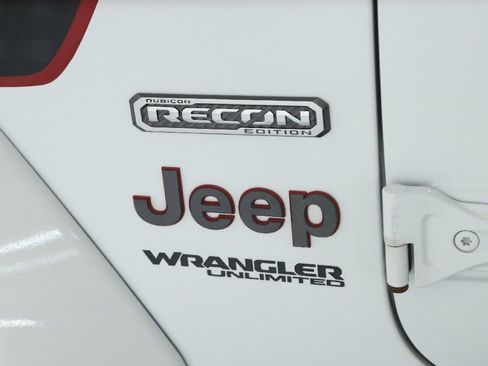Used 2020 Jeep Wrangler Unlimited Rubicon w/ Quick Order Package 28Y Recon AWD/4WD image 36