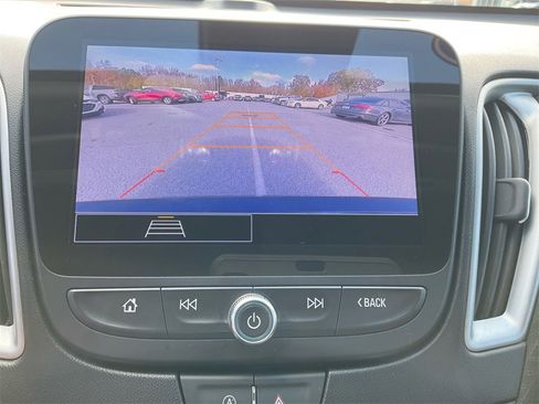 Used 2024 Chevrolet Malibu LT image 20