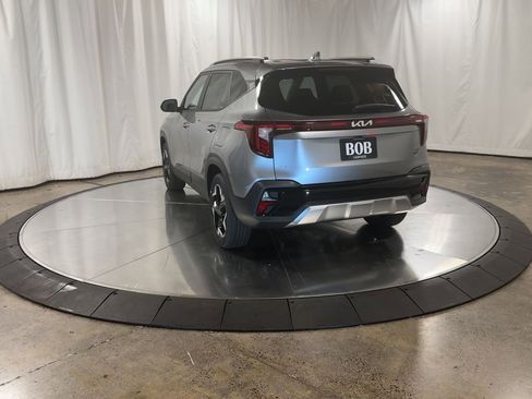 New 2026 Kia Seltos S image 8