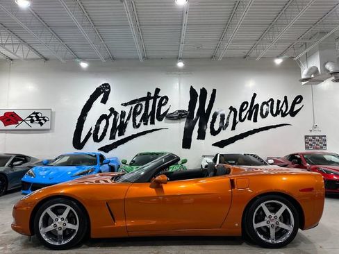 Used 2007 Chevrolet Corvette Convertible w/ Preferred Equipment Group RWD image 2